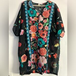 Johnny Was SZ L / XL Kaftan black floral v neck knee length silk/cotton blend
